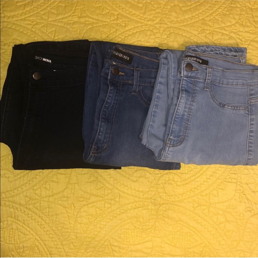 3 pair of Fashion Nova Skinny Jeans